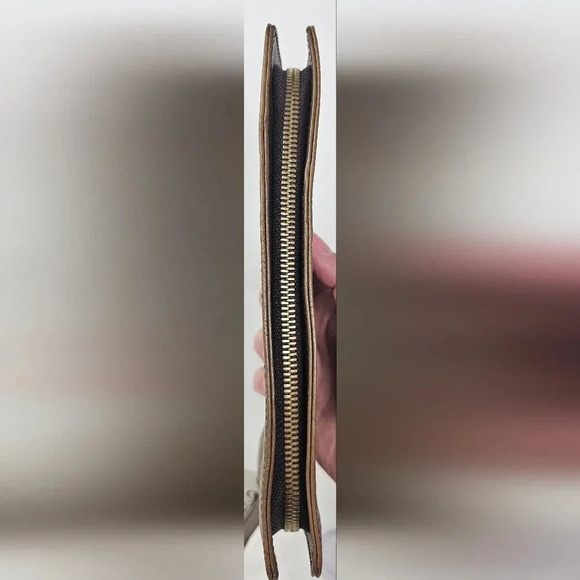 HOBO Vintage Hide Embossed Mink Leather Wristlet NWT $118 - Picture 7 of 16